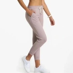 Vuori Women’s Performance Jogger- XS